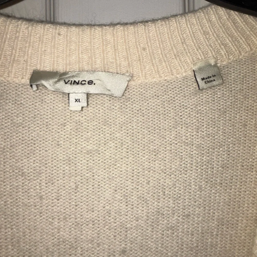 Women’s Soft Cream VNeck Sweater blouse long sleeve winter travel party sport - Picture 4 of 9